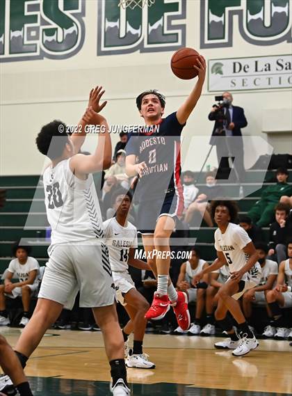Thumbnail 2 in Modesto Christian vs. Salesian College Preparatory (DLS MLK Classic) photogallery.