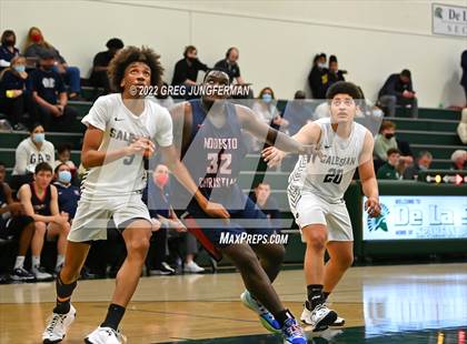 Thumbnail 3 in Modesto Christian vs. Salesian College Preparatory (DLS MLK Classic) photogallery.