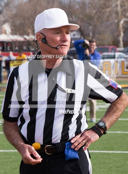 Thumbnail 2 in Hoxie @ St. Paul (KSHSAA 8-Man D1 Final) photogallery.