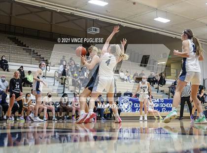 Thumbnail 2 in Gig Harbor vs Olympia photogallery.