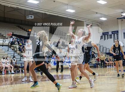 Thumbnail 3 in Gig Harbor vs Olympia photogallery.