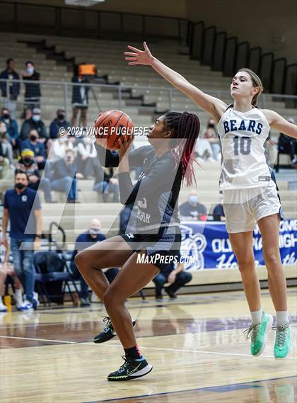 Thumbnail 3 in Gig Harbor vs Olympia photogallery.