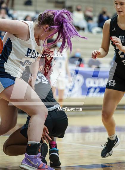 Thumbnail 3 in Gig Harbor vs Olympia photogallery.
