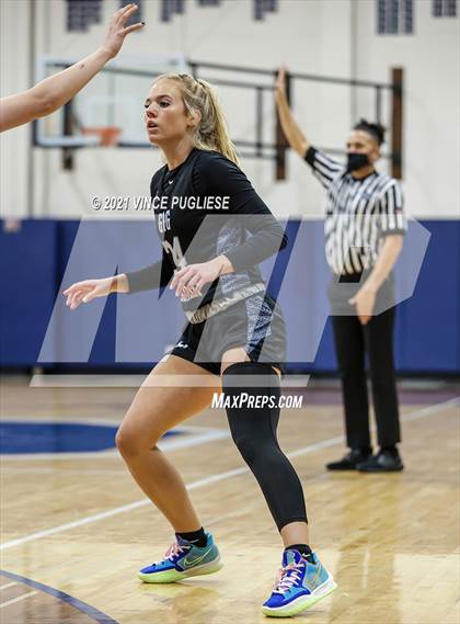 Thumbnail 1 in Gig Harbor vs Olympia photogallery.