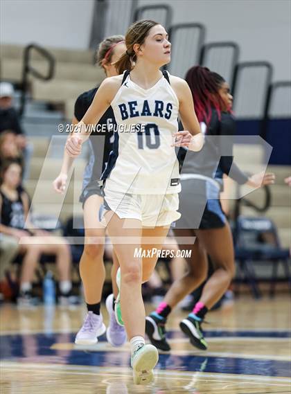 Thumbnail 1 in Gig Harbor vs Olympia photogallery.
