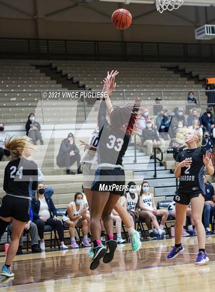 Thumbnail 2 in Gig Harbor vs Olympia photogallery.