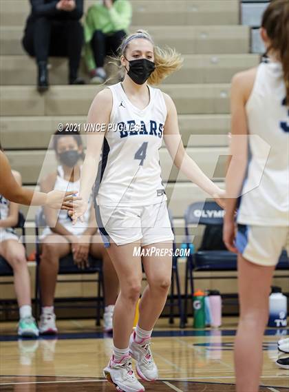 Thumbnail 3 in Gig Harbor vs Olympia photogallery.