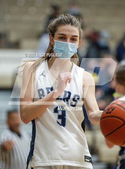 Thumbnail 2 in Gig Harbor vs Olympia photogallery.
