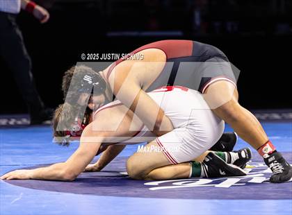 Thumbnail 2 in IHSAA Finals photogallery.