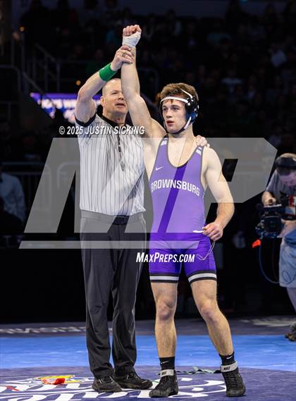 Thumbnail 2 in IHSAA Finals photogallery.
