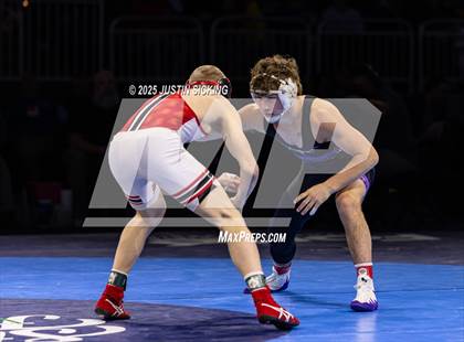 Thumbnail 1 in IHSAA Finals photogallery.