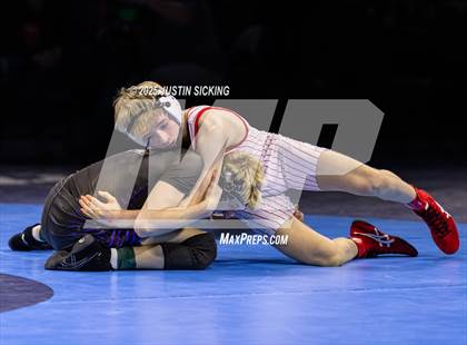 Thumbnail 1 in IHSAA Finals photogallery.