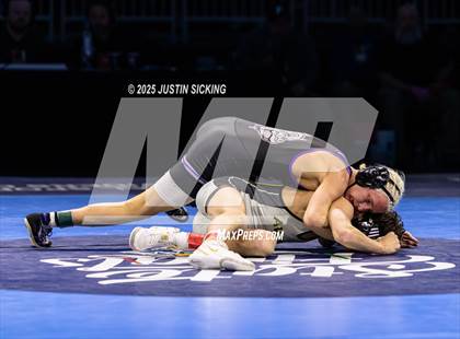 Thumbnail 1 in IHSAA Finals photogallery.
