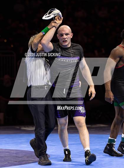Thumbnail 1 in IHSAA Finals photogallery.
