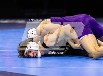 Thumbnail 3 in IHSAA Finals photogallery.