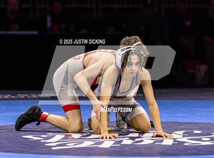 Thumbnail 2 in IHSAA Finals photogallery.