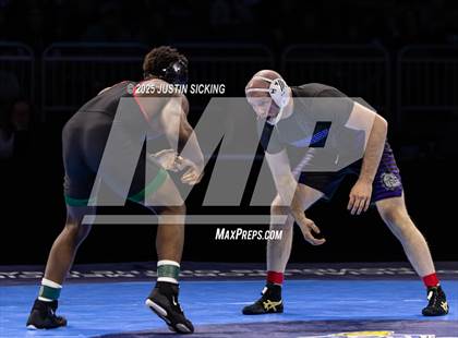 Thumbnail 1 in IHSAA Finals photogallery.