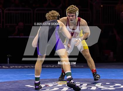 Thumbnail 2 in IHSAA Finals photogallery.