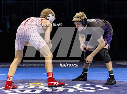 Thumbnail 3 in IHSAA Finals photogallery.