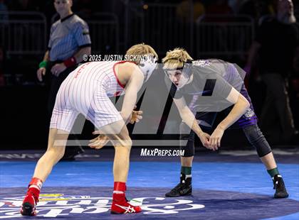 Thumbnail 2 in IHSAA Finals photogallery.