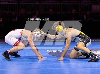 Thumbnail 1 in IHSAA Finals photogallery.