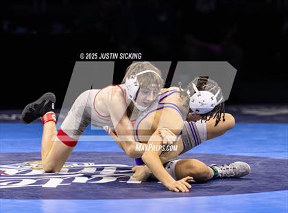 Thumbnail 3 in IHSAA Finals photogallery.