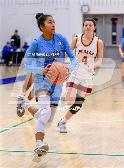 Thumbnail 3 in Centreville @ Oakton (VHSL Class 6 Region D Final) photogallery.