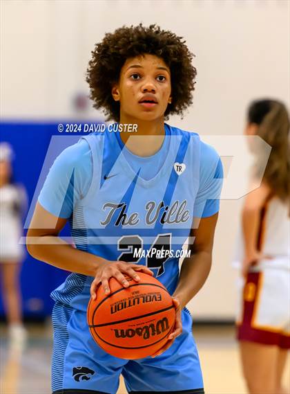 Thumbnail 3 in Centreville @ Oakton (VHSL Class 6 Region D Final) photogallery.