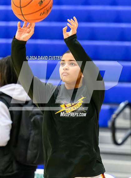 Thumbnail 2 in Centreville @ Oakton (VHSL Class 6 Region D Final) photogallery.