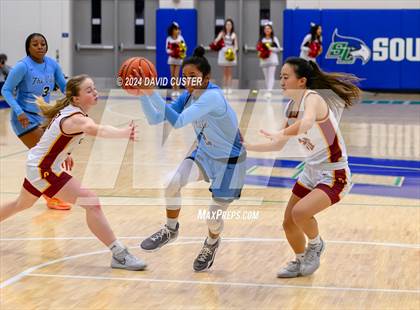 Thumbnail 2 in Centreville @ Oakton (VHSL Class 6 Region D Final) photogallery.