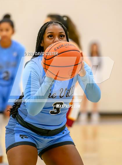 Thumbnail 2 in Centreville @ Oakton (VHSL Class 6 Region D Final) photogallery.