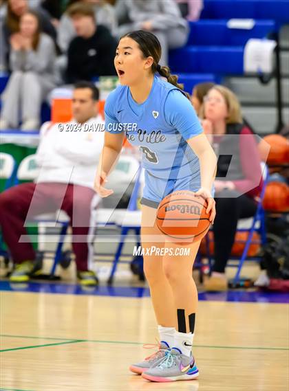 Thumbnail 3 in Centreville @ Oakton (VHSL Class 6 Region D Final) photogallery.