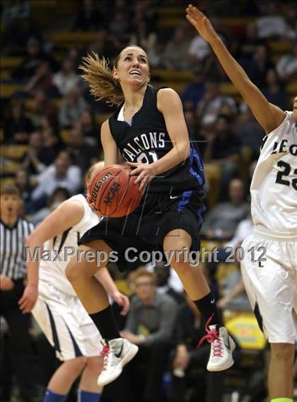 Thumbnail 3 in Highlands Ranch vs. Legacy (CHSAA 5A Semifinal) photogallery.