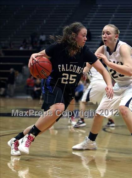 Thumbnail 2 in Highlands Ranch vs. Legacy (CHSAA 5A Semifinal) photogallery.