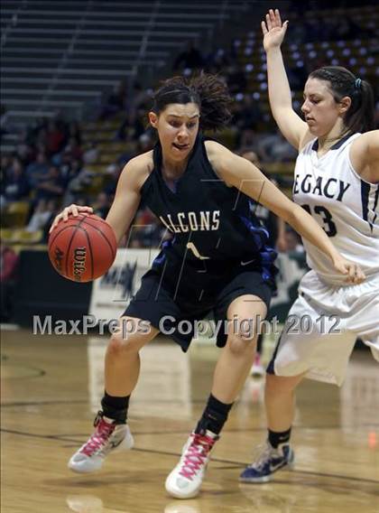 Thumbnail 3 in Highlands Ranch vs. Legacy (CHSAA 5A Semifinal) photogallery.