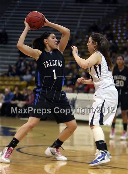 Thumbnail 2 in Highlands Ranch vs. Legacy (CHSAA 5A Semifinal) photogallery.
