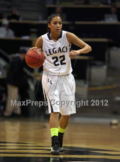 Thumbnail 3 in Highlands Ranch vs. Legacy (CHSAA 5A Semifinal) photogallery.