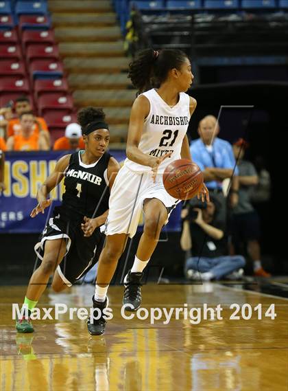 Thumbnail 2 in Archbishop Mitty vs. McNair (CIF NorCal Regional D2 Final) photogallery.