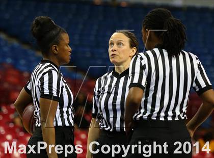 Thumbnail 2 in Archbishop Mitty vs. McNair (CIF NorCal Regional D2 Final) photogallery.