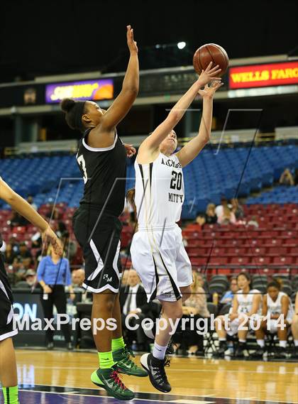 Thumbnail 3 in Archbishop Mitty vs. McNair (CIF NorCal Regional D2 Final) photogallery.