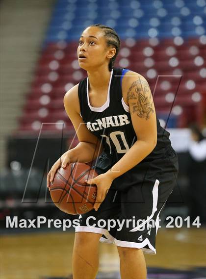 Thumbnail 2 in Archbishop Mitty vs. McNair (CIF NorCal Regional D2 Final) photogallery.