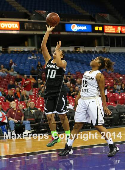 Thumbnail 2 in Archbishop Mitty vs. McNair (CIF NorCal Regional D2 Final) photogallery.