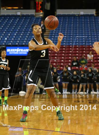 Thumbnail 1 in Archbishop Mitty vs. McNair (CIF NorCal Regional D2 Final) photogallery.