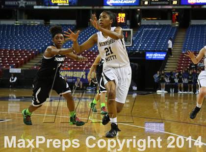Thumbnail 2 in Archbishop Mitty vs. McNair (CIF NorCal Regional D2 Final) photogallery.
