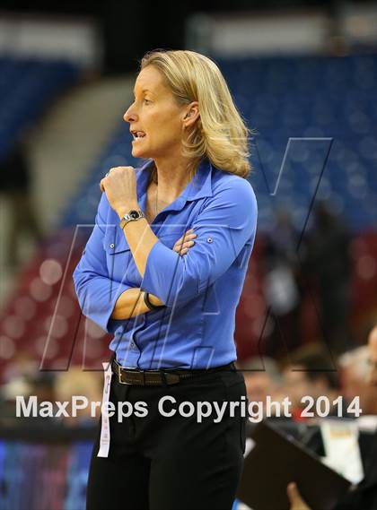Thumbnail 2 in Archbishop Mitty vs. McNair (CIF NorCal Regional D2 Final) photogallery.