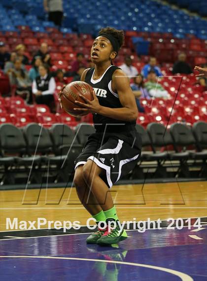 Thumbnail 1 in Archbishop Mitty vs. McNair (CIF NorCal Regional D2 Final) photogallery.
