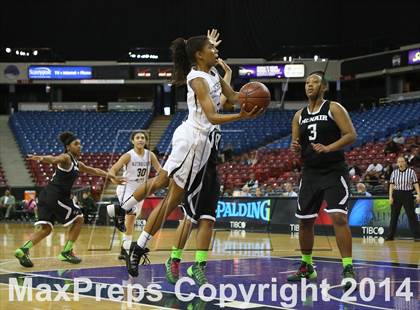 Thumbnail 3 in Archbishop Mitty vs. McNair (CIF NorCal Regional D2 Final) photogallery.