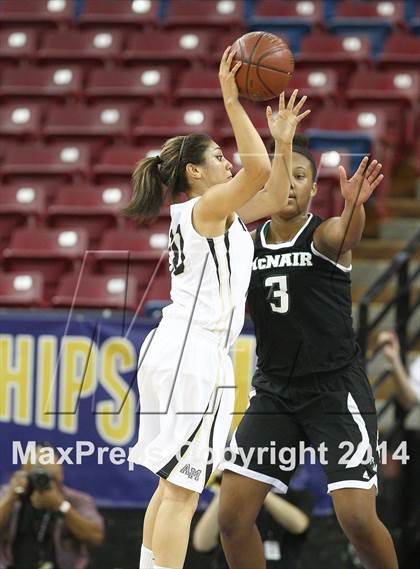 Thumbnail 1 in Archbishop Mitty vs. McNair (CIF NorCal Regional D2 Final) photogallery.