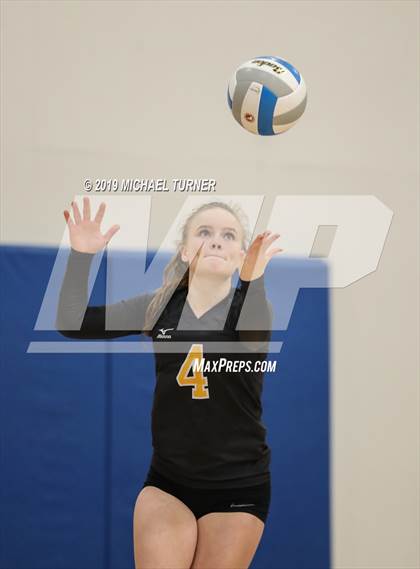 Thumbnail 2 in Kuna vs Bonneville (4A state tourn.) photogallery.
