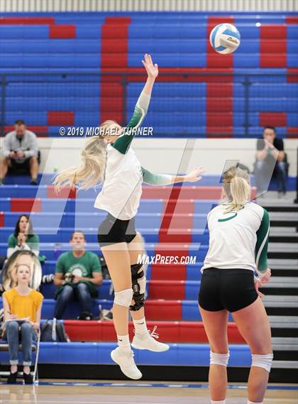 Thumbnail 2 in Kuna vs Bonneville (4A state tourn.) photogallery.